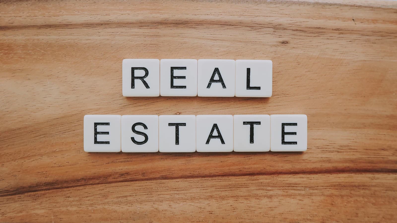 Real Estate vs Index Funds: Comparing FIRE Investment Approaches